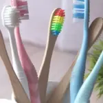 Pas godt på dine tænder - her er 5 ting du bør have i dit toiletskab